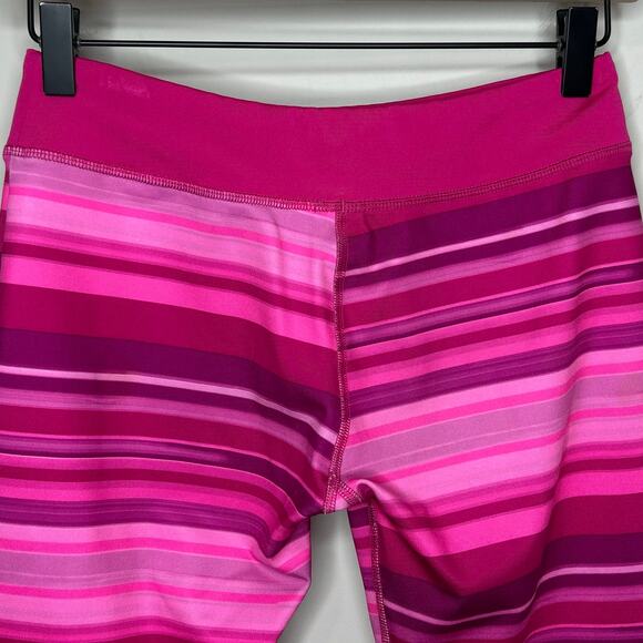 Under Armour HeatGear Pink Striped Capri Leggings Youth Large Fitted - Picture 6 of 7